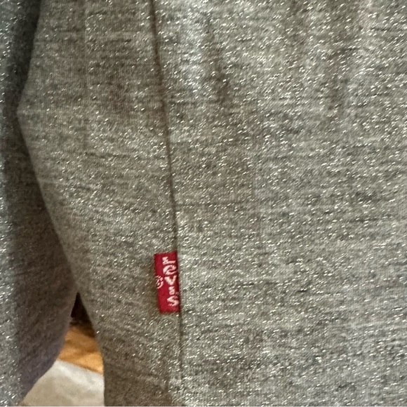 NOT For SALE Levi’s Womens - Picture 6 of 7